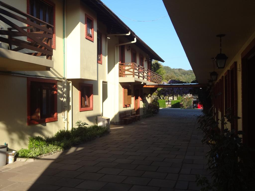Pousada Floratta Nossa Casa Gramado Luaran gambar